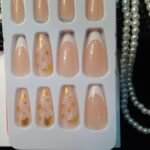almond-pre-glued-press-on-nails.jpg
