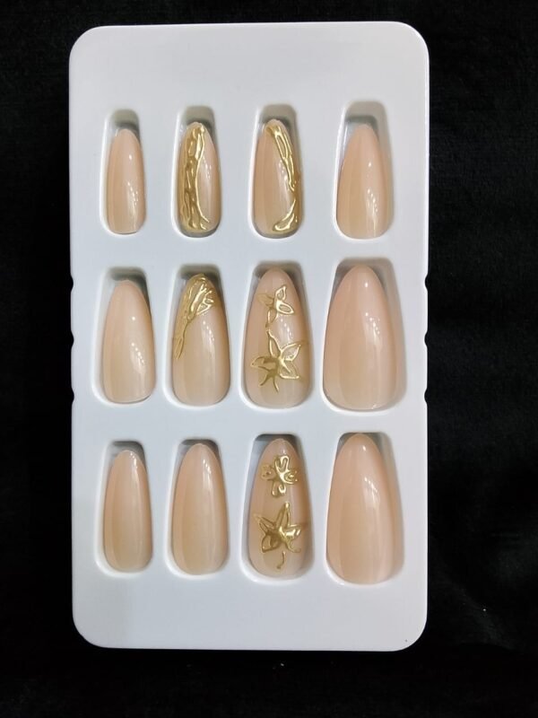 almond-pre-glued-press-on-nails.jpg