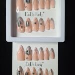 Almond 3D Press On Nails – Design 9