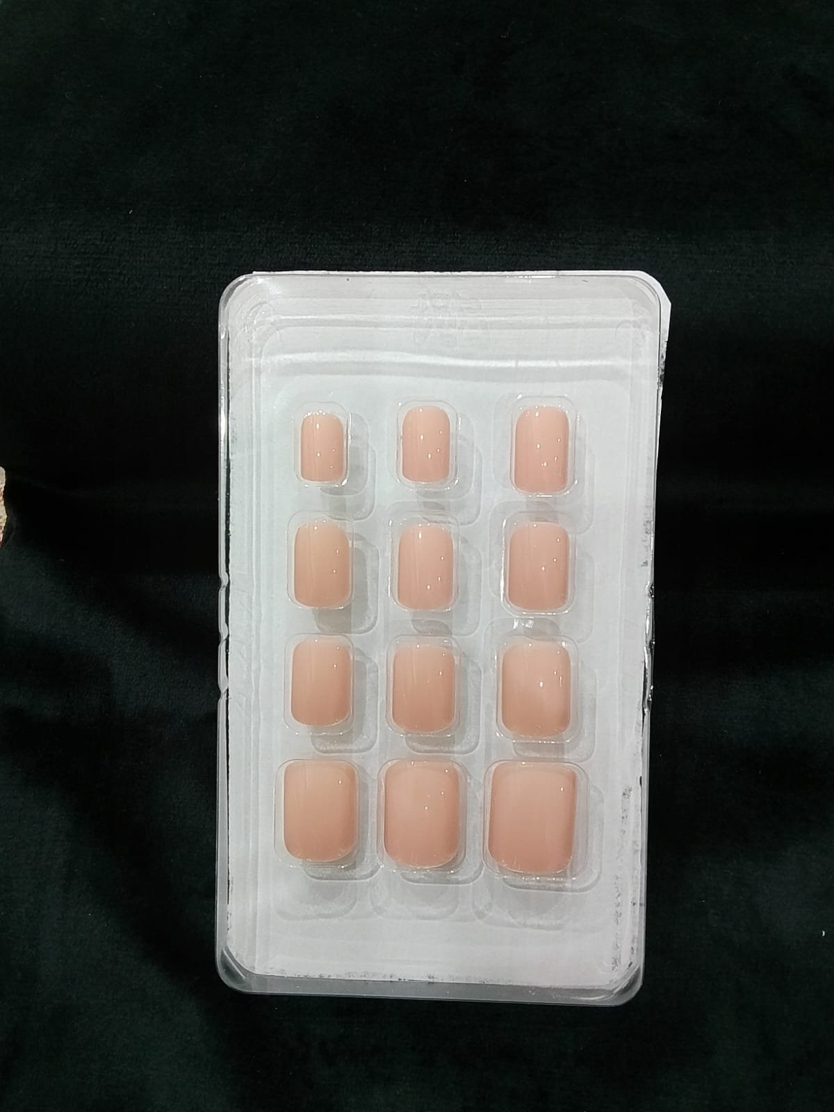 WhatsApp Image 2026-03-06 at 11.07.45 PM Short Solid Glossy Press On Nails – Solid Color Pre-Glued Nail Set 9 - Image 1